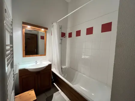 Chalet 3 chambres avec piscine et parking à Samoëns - Photo 3