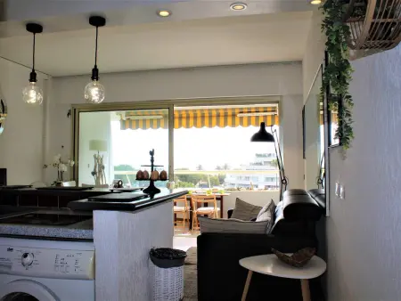 Appartement Contemporain, 4 Couchages, Climatisé avec Parking - Photo 4