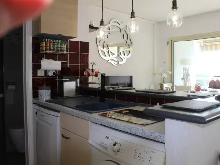 Appartement Contemporain, 4 Couchages, Climatisé avec Parking - Photo 5