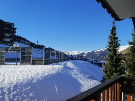 Duplex spacieux avec balcon, accès direct pistes, proche commerces, équipé pour 6 pers. - Photo 14