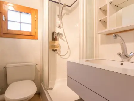 Duplex spacieux au coeur de station, proche télécabine, balcon, casier à skis - Photo 10