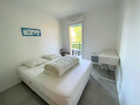 Bel Appartement Rénové, Terrasse, Parking Privé - Photo 1