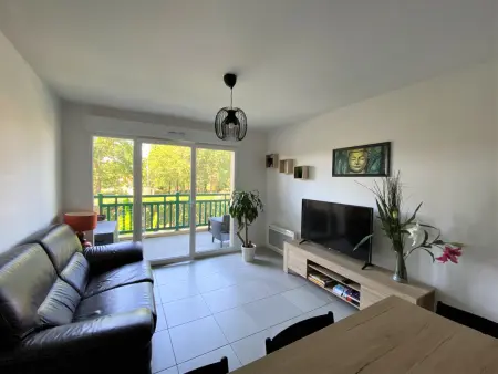 Bel Appartement Rénové, Terrasse, Parking Privé - Photo 5