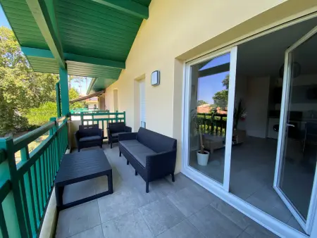 Bel Appartement Rénové, Terrasse, Parking Privé - Photo 11