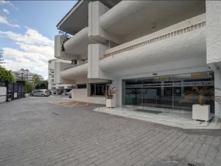 Appartement lumineux avec terrasse, piscines et jardin près de la plage à Marbella - Photo 5