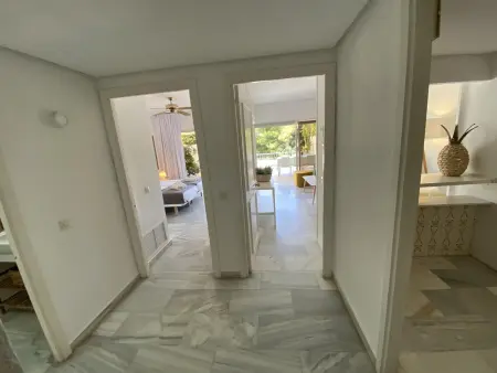 Appartement lumineux avec terrasse, piscines et jardin près de la plage à Marbella - Photo 7