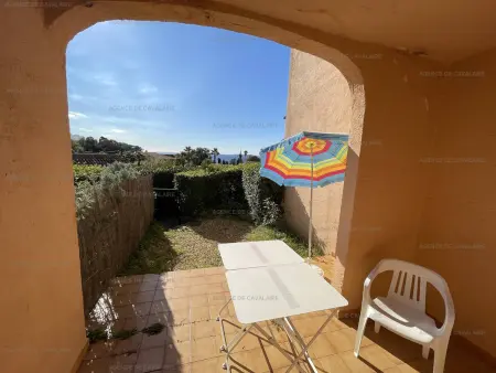 Rez-de-jardin T2 avec terrasse et parking, Appartement 4 personnes à Rayol Canadel sur Mer - Photo 2