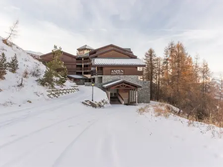 Appartement 3 pièces · 2 chambres · Piscine · Parking · Proche pistes - Photo 10