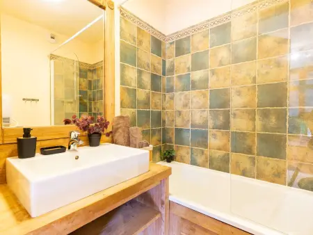 Appartement au centre avec piscine et sauna, Wi-Fi inclus - Photo 9