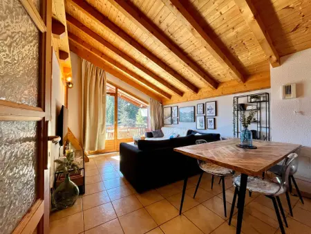 Appartement chaleureux avec balcon près du centre - Photo 6