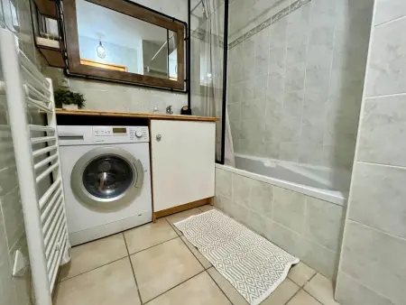 Appartement chaleureux avec balcon près du centre - Photo 7
