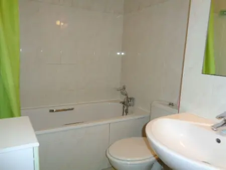 Appartement 3* face mer avec balcon, cuisine équipée, parking privé, proche club nautique - Photo 5