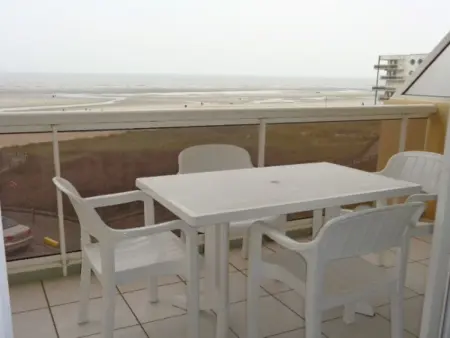 Appartement 3* face mer avec balcon, cuisine équipée, parking privé, proche club nautique - Photo 6
