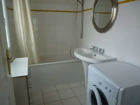 Magnifique Appartement Face Mer avec 2 Balcons, Terrasse et Ascenseur - Photo 8