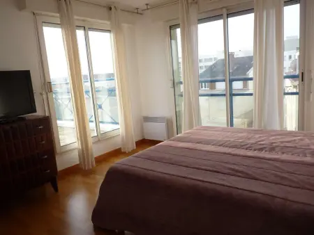 Magnifique Appartement Face Mer avec 2 Balcons, Terrasse et Ascenseur - Photo 9