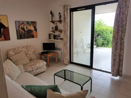 Appartement 1 chambre avec piscine et tennis à 500 m de la plage - Photo 5