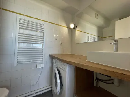 Appartement 2 pièces avec balcon, résidence sécurisée et parking à La Rochelle - Photo 11