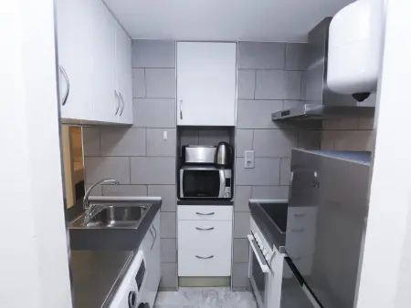 Appartement Moderne avec Terrasse, Clim, Wi-Fi Gratuit à Salou -- Emplacement Central - Photo 6