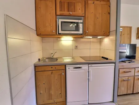 2 pièces confortable, skis aux pieds, proche commerces, 4 pers, balcon, TV - Photo 2