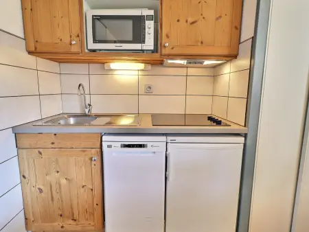 Appartement confortable 2 pièces, skis aux pieds, proche commerces - Photo 2