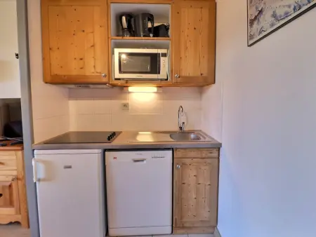2 pièces confortables, skis aux pieds, proche des commerces - Photo 2