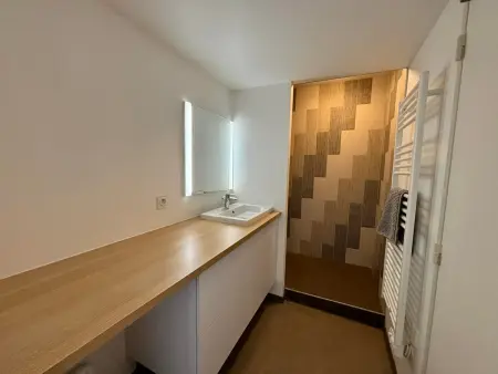 Superbe appartement pour 6 avec balcon, piscine chauffée et accès direct plage à La Tranche - Photo 7