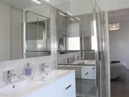 Appartement Neuf 3 Pièces avec Terrasse et Garage, Cagnes-sur-Mer - Photo 19