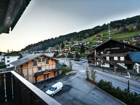 Appartement T2 idéalement situé entre les télécabines Mont Chéry et Chavannes, au cœur des Gets - Photo 11