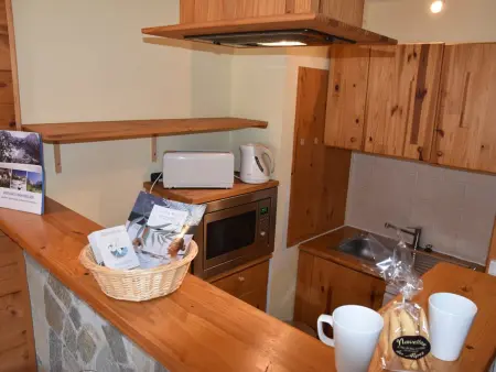 Studio avec Parking, Balcon Sud-Ouest et Équipements Complets - Photo 4