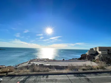 Appartement 2 Pièces avec Piscine et Parking à Sète - Photo 11