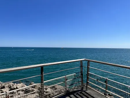 Appartement 2 Pièces avec Piscine et Parking à Sète - Photo 17