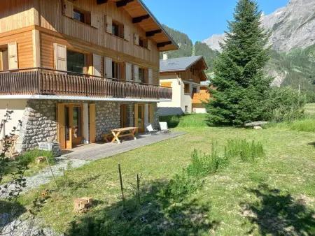 Rez-de-jardin ensoleillé, 3 pièces, proche centre et pistes, animaux acceptés - Photo 12