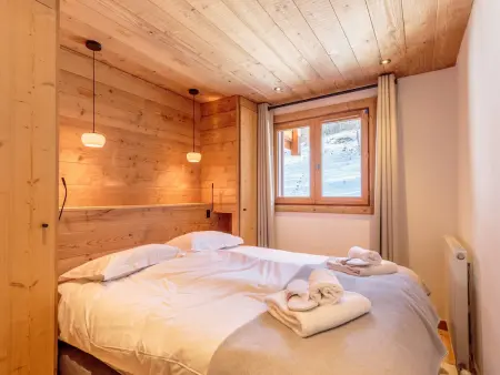 Chalet rénové avec spa, piscine et parking, pied des pistes - Photo 15