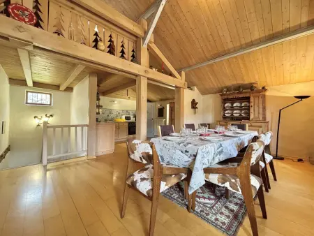 Appartement de 5 pièces à Praz-sur-Arly avec cheminée, mezzanine et parking - 8 pers - Photo 2