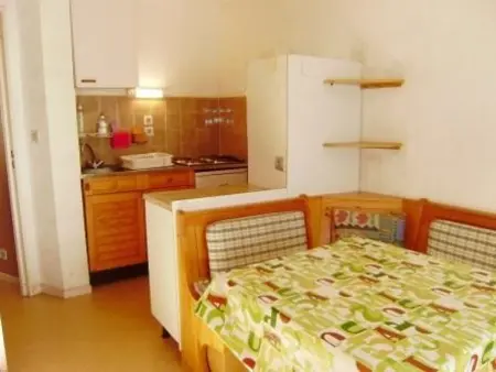 Studio cabine 2 pers avec parking à Esquièze-Sère - Photo 1