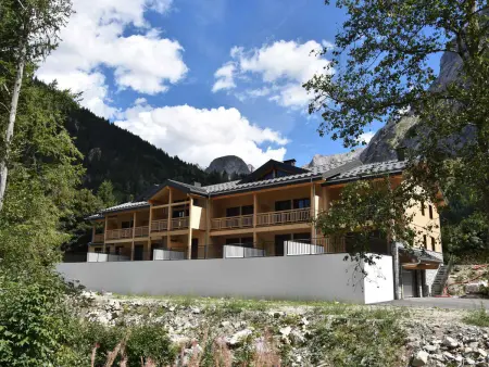 Bel appartement avec grande terrasse et WiFi à Pralognan - Photo 15