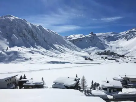 Appartement lumineux proche des pistes avec balcon et wifi à Tignes - Photo 3