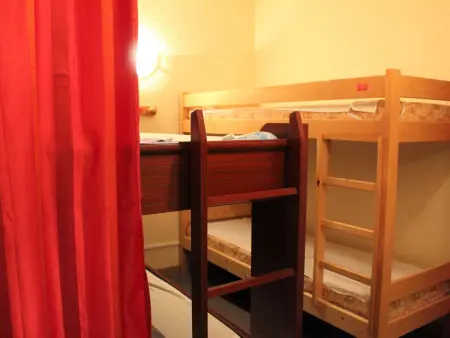 Studio cabine+coin nuit, 6 couchages, proche pistes et commerces à Vars - Photo 11