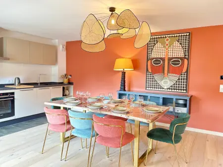 Appartement 4 Chambres au Coeur des Gets - Haut Standing, Parking, Wifi, Balcon, Proche Commerces - Photo 3