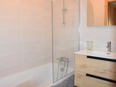 Appartement Neuf avec Balcon à 400m des Remontées Mécaniques - Capacité 5 Personnes - Photo 5