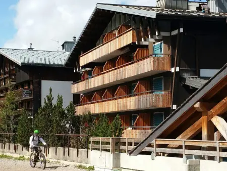 Studio rénové, centre des Gets, balcon ensoleillé - Photo 11