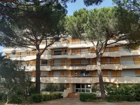 Appartement 2 pièces à Fréjus avec piscine, parking et à 300m des commerces - Photo 10