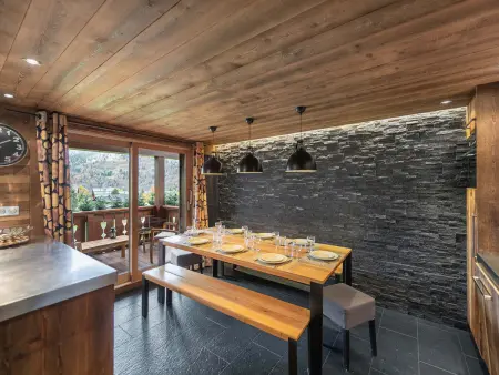 Duplex moderne à Méribel Village, accès ski et piscine - Photo 10