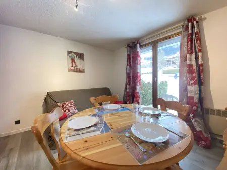 Studio Cabine au Calme avec Terrasse à Praz-sur-Arly - 4 Personnes, Parking et Casier à Ski - Photo 3