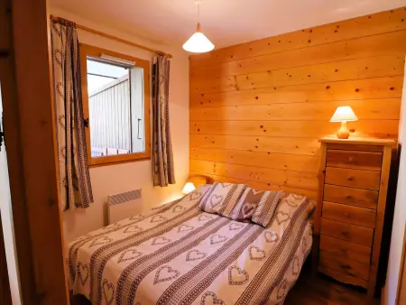 Appartement cosy T3 proche village et pistes pour 4 pers, équipé, casier à skis, ascenseur - Photo 2