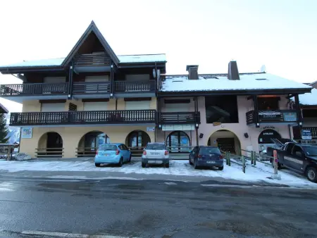Studio 4 pers au pied des pistes, balcon, casier à skis, TV - Photo 8