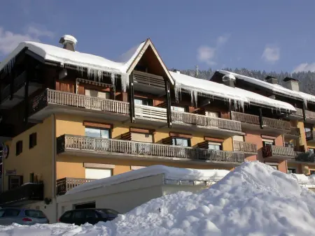 Studio 4 pers au pied des pistes, balcon, casier à skis, TV - Photo 10