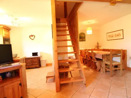 Duplex chaleureux 4 pièces avec wifi, parking, proche spa & bus pour ski - Photo 10