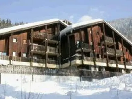 Appartement cosy 5 pers., pied des pistes, balcon est, proche commerces, parking & services - Photo 7
