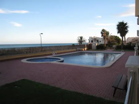 Appartement de Vacances en Bord de Mer avec Piscine à La Manga - Photo 11